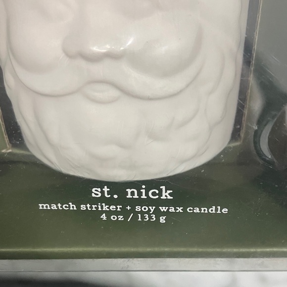 Paddywax Crate & Barrel Santa soy wax Candle with Red Hat match holder 4oz NWT - Picture 3 of 12